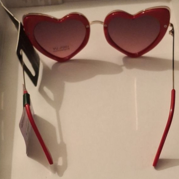 NWT Wild Fable Red Heart-Shaped Sunglasses - Picture 2 of 5